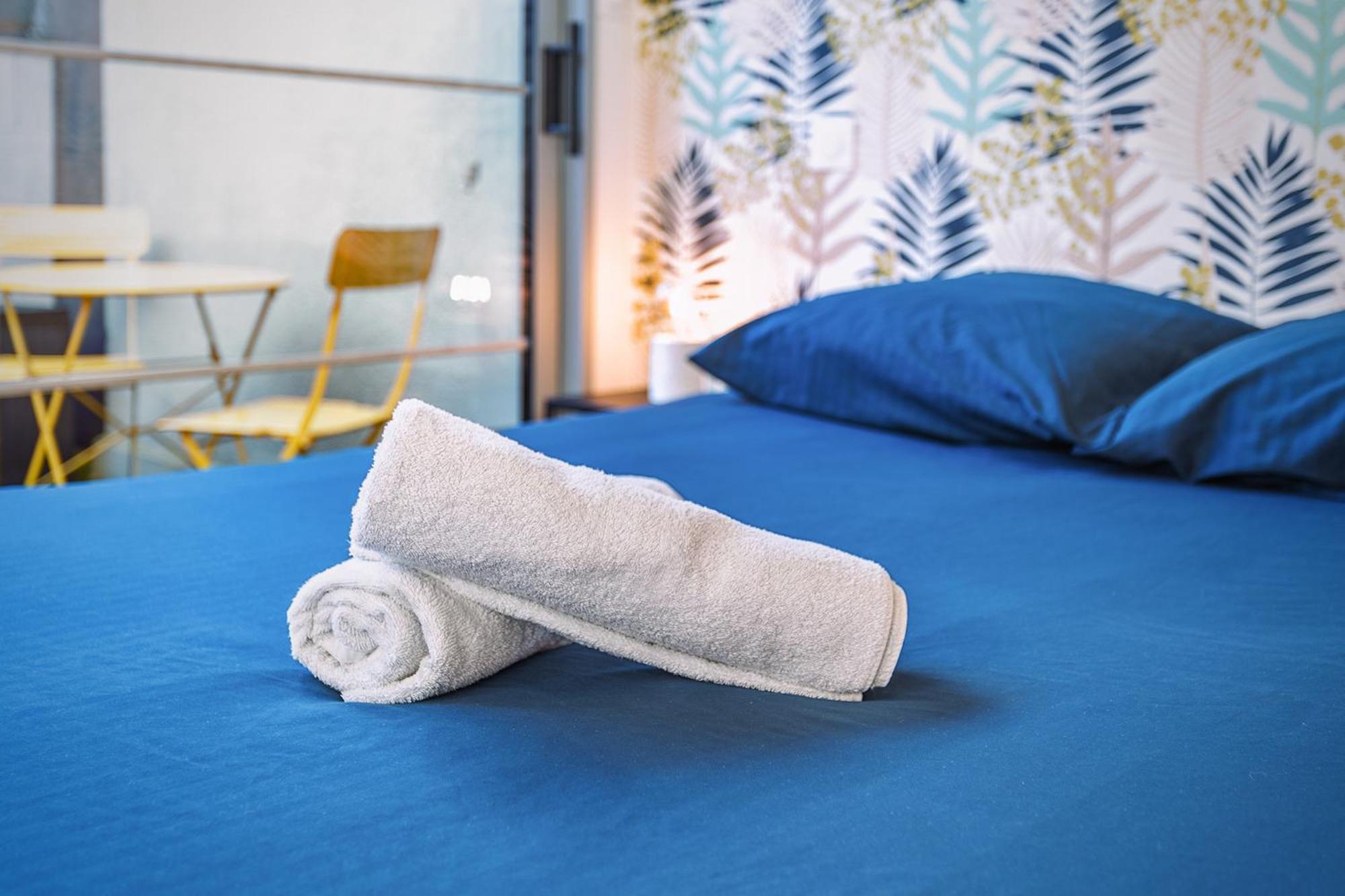 Chez Audrey & Jd Apartment Верту Екстериор снимка