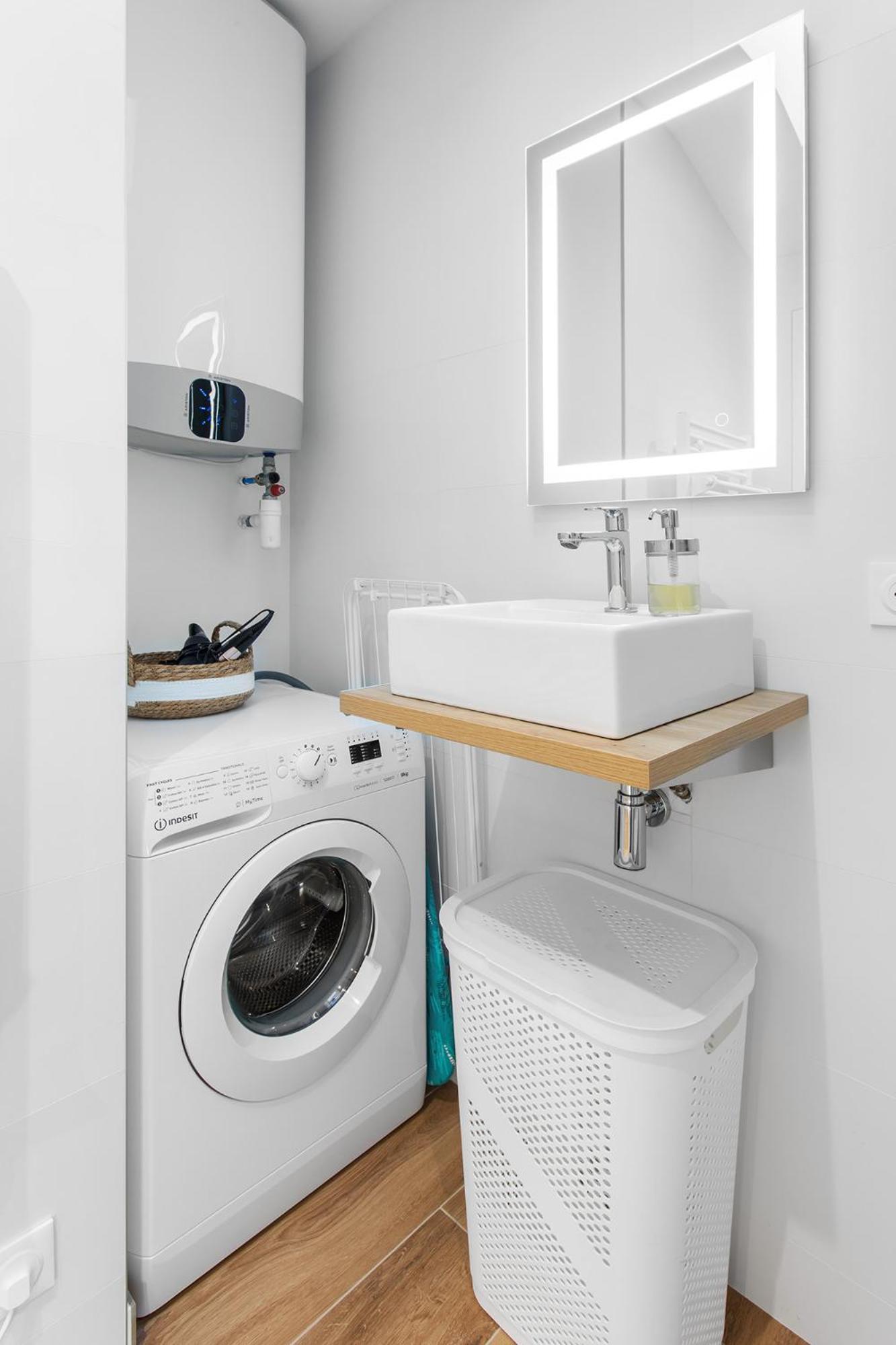 Chez Audrey & Jd Apartment Верту Екстериор снимка